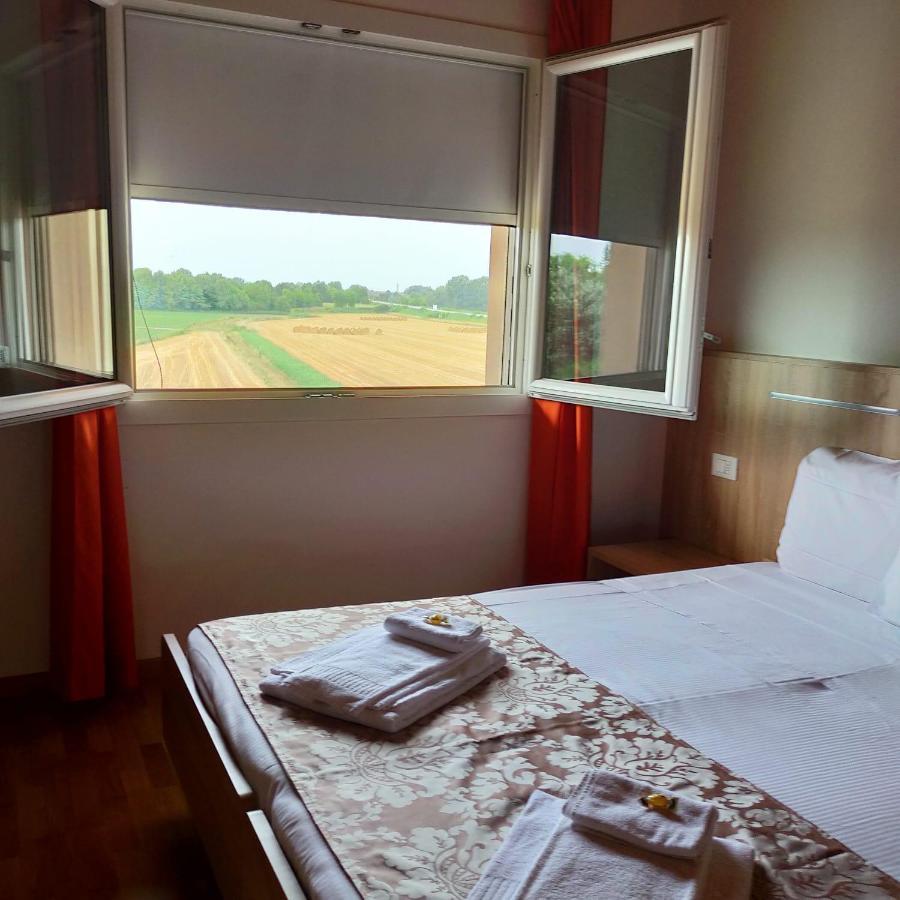 Vila Al Cavaliere Pordenone Exteriér fotografie