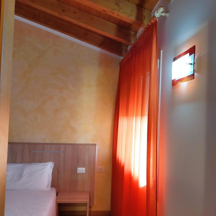 Vila Al Cavaliere Pordenone Exteriér fotografie