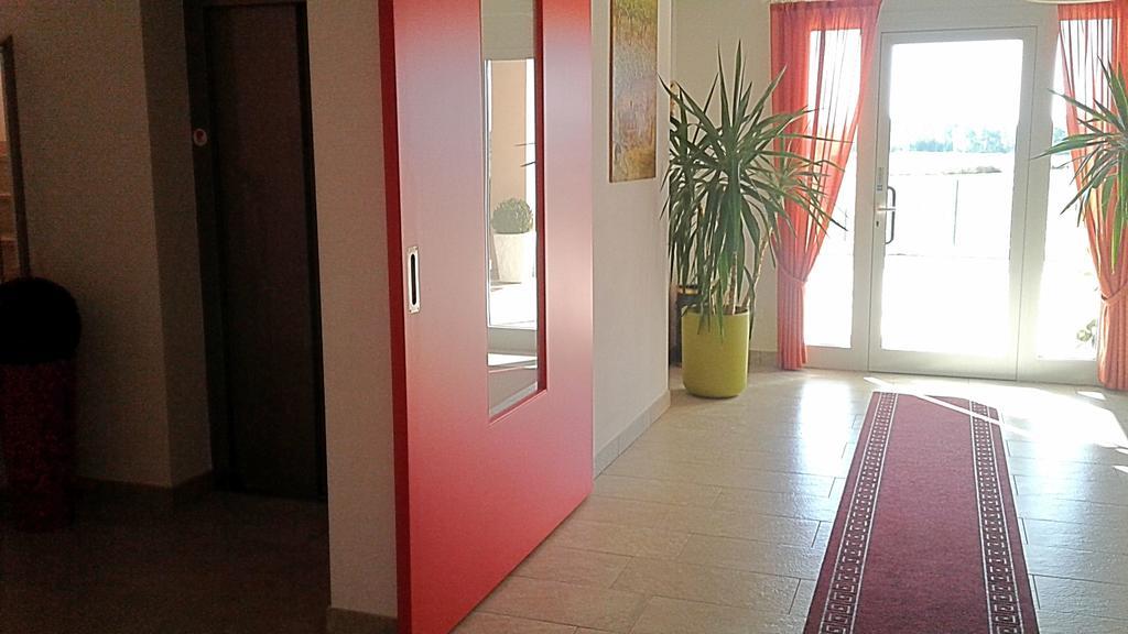 Vila Al Cavaliere Pordenone Exteriér fotografie